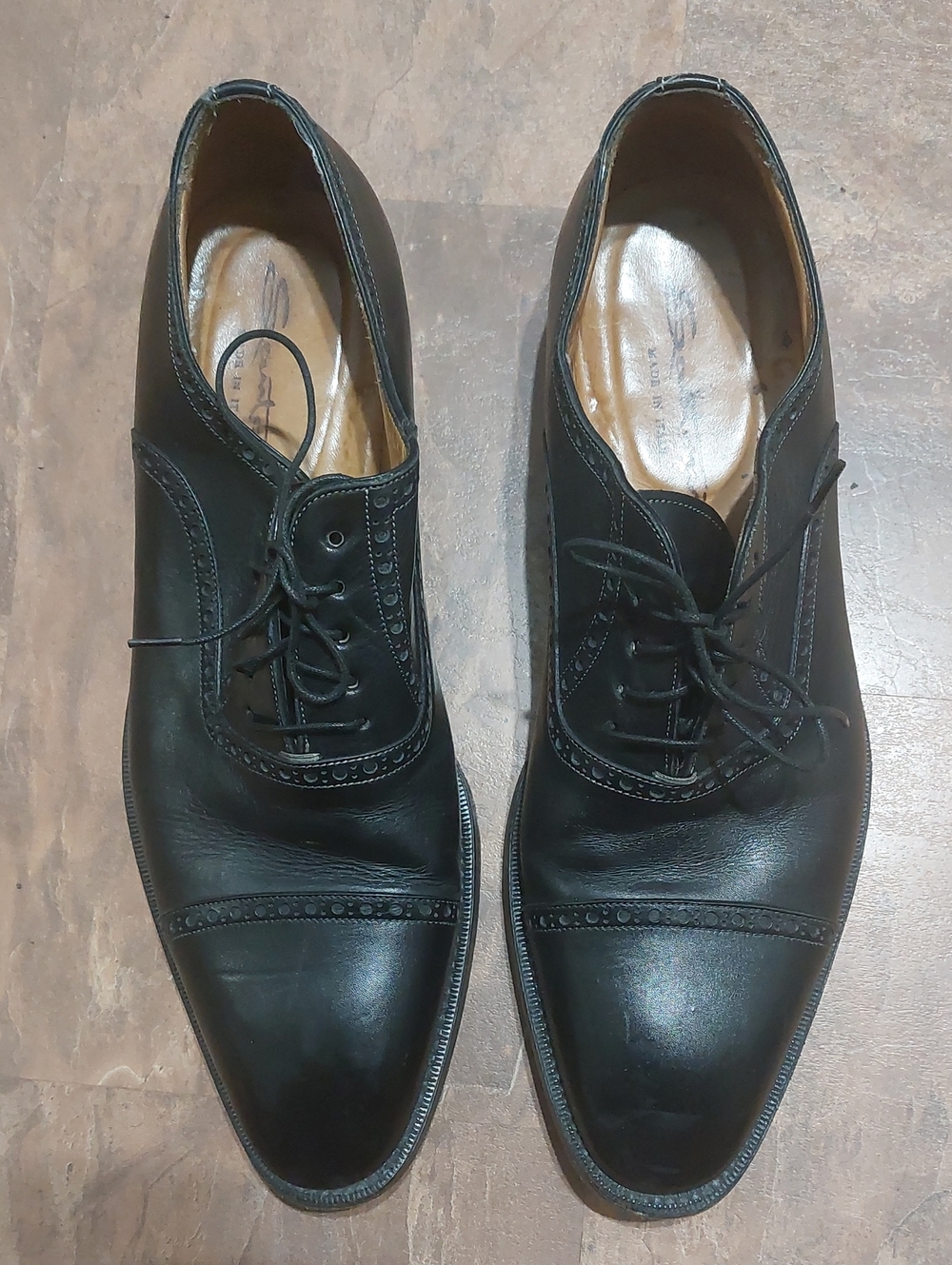 "Santoni"Classic Men's Black Leather Cap-Toe Dress Oxfords